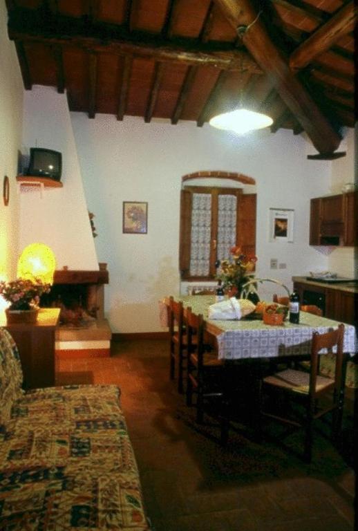 Agriturismo Relais Poggio Primo Borro Esterno foto